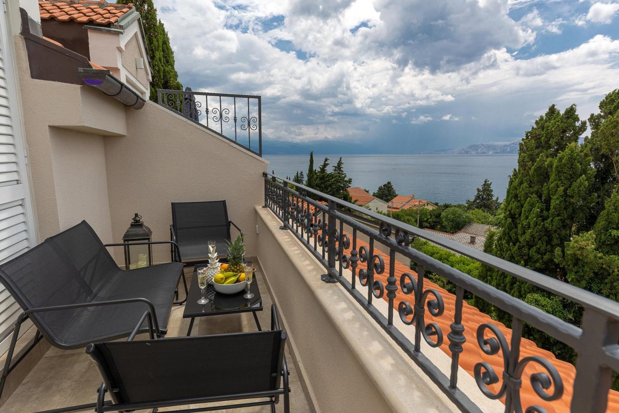 Sea House Lea Apartment Novi Vinodolski Exterior photo